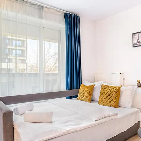 Jad Luxury 3 Rooms & 2 Rooms Apartments In Kasper, Near Coresi Mall Brasov Exterior photo