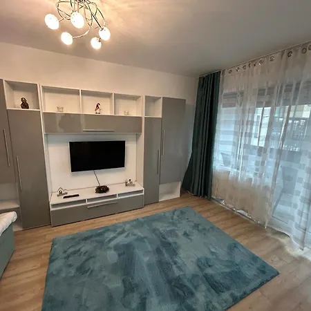 Jad Luxury 3 Rooms & 2 Rooms Apartments In Kasper, Near Coresi Mall Brasov Exterior photo