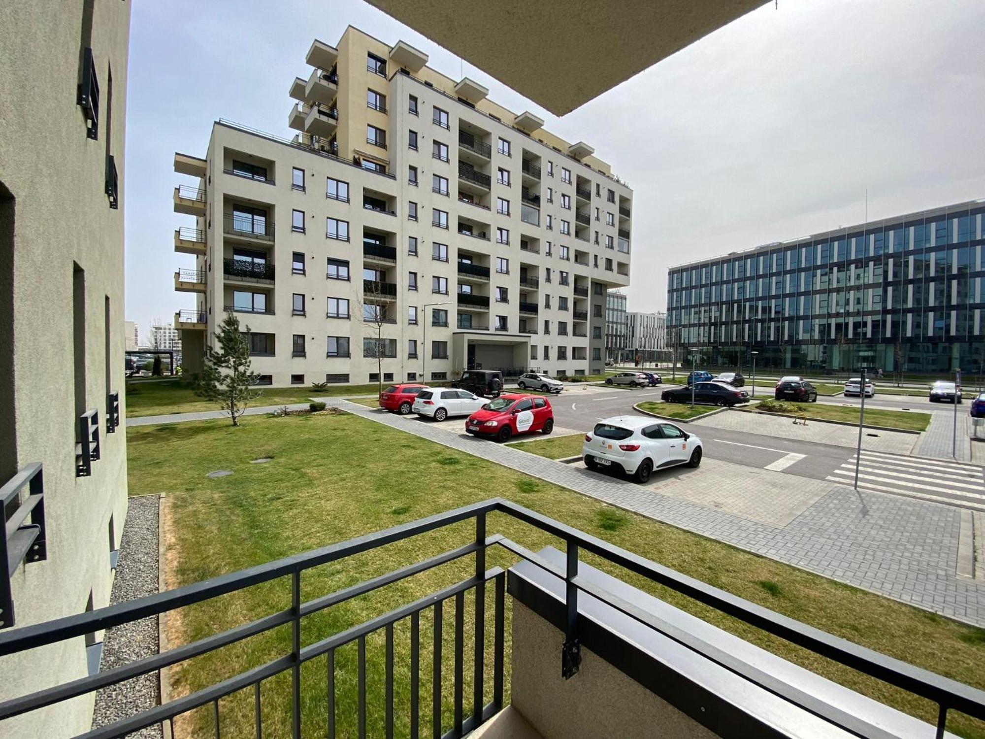 Jad Luxury 3 & 2 In Kasper, Near Coresi Mall Apartment Brasov
