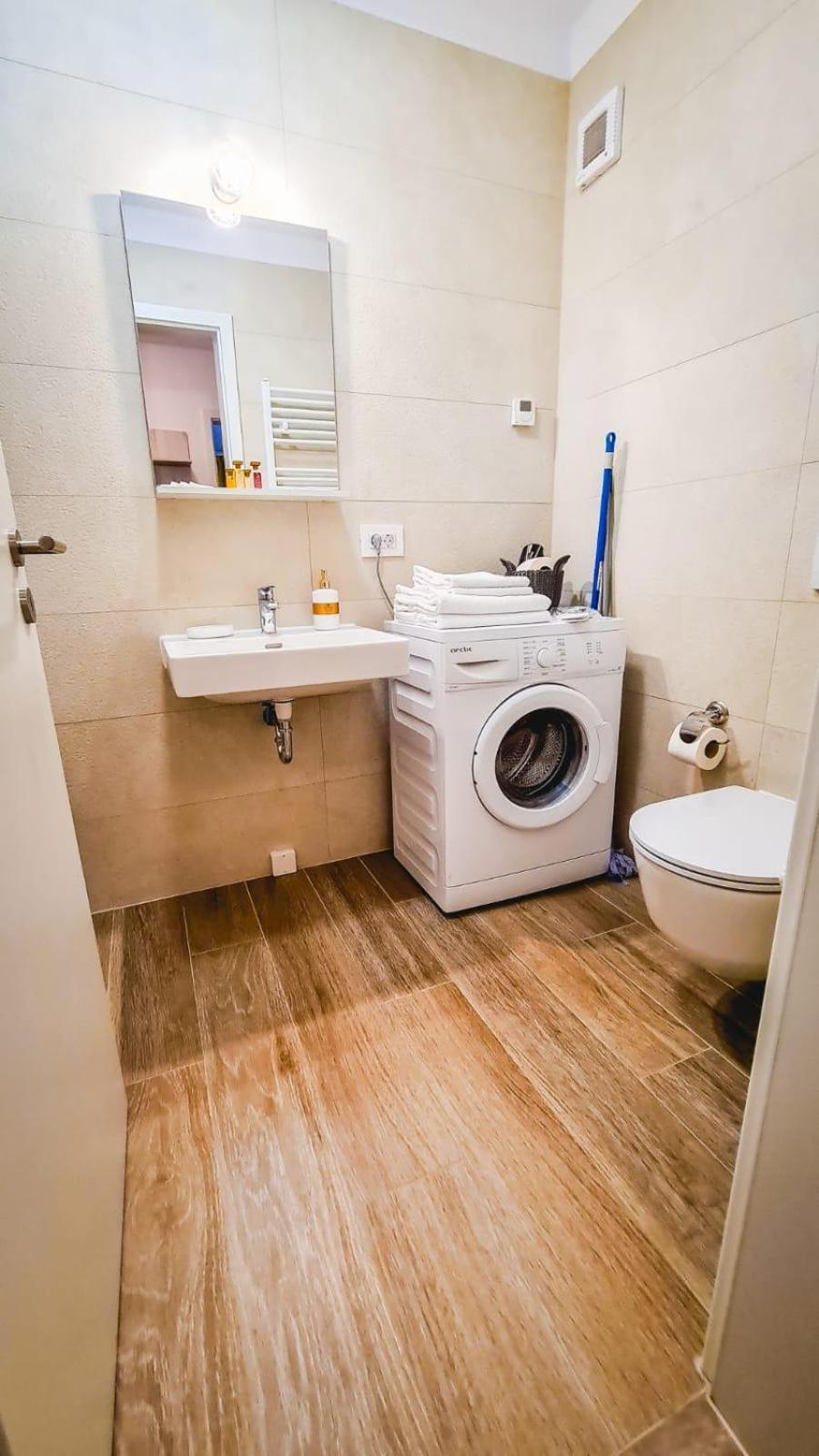 Jad - Luxury - Kasper Coresi Braşov